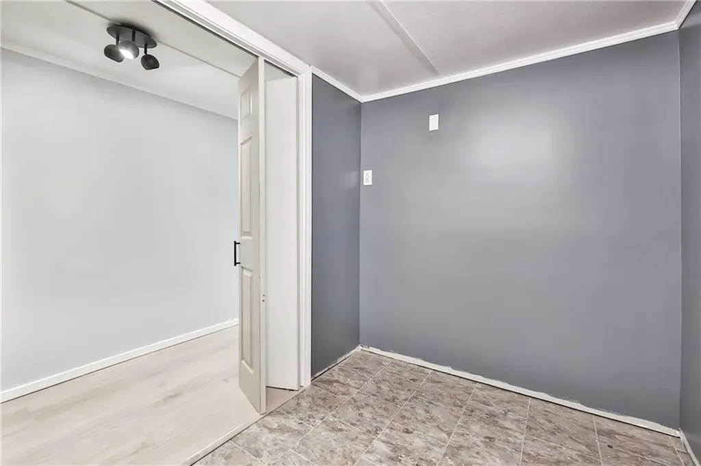33 Morse Avenue Warwick RI 02886