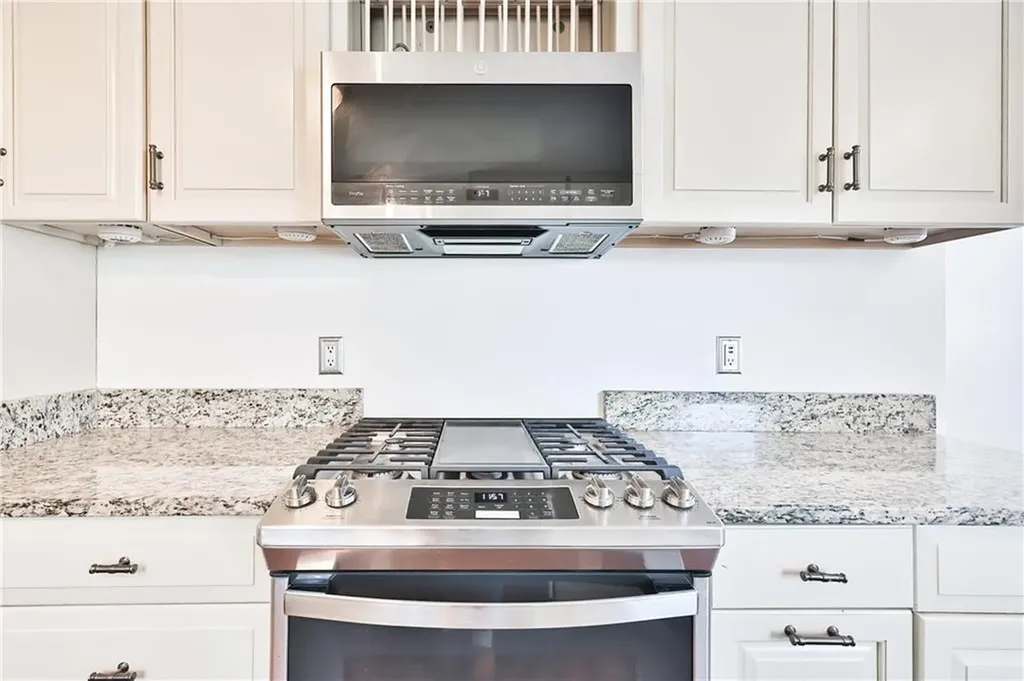 33 Morse Avenue Warwick RI 02886
