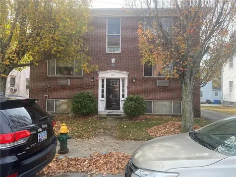 910 Park Avenue Cranston RI 02910