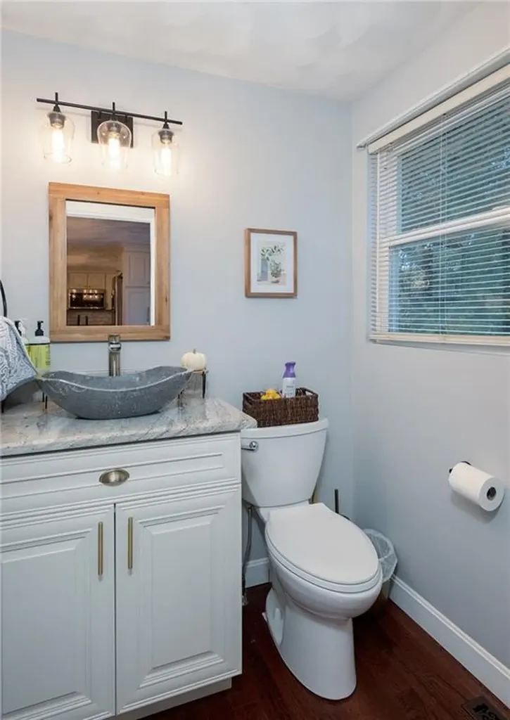 252 Sumner Avenue Warwick RI 02888