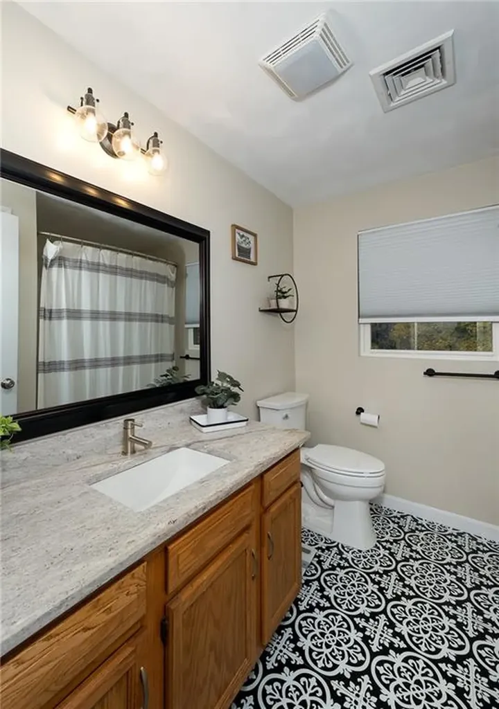 252 Sumner Avenue Warwick RI 02888