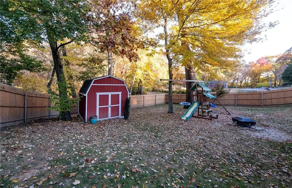 252 Sumner Avenue Warwick RI 02888