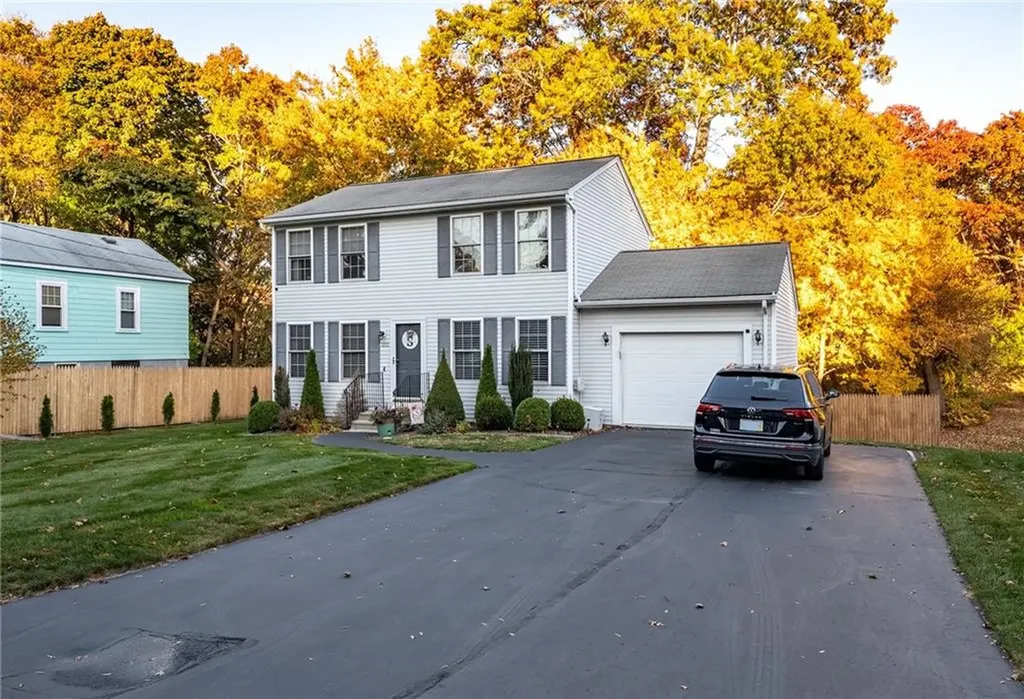 252 Sumner Avenue Warwick RI 02888