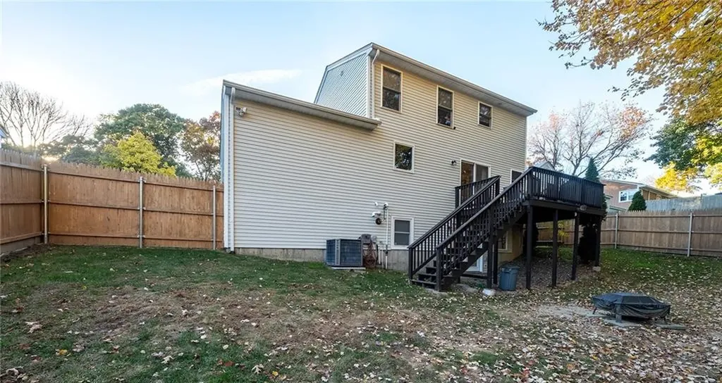 252 Sumner Avenue Warwick RI 02888