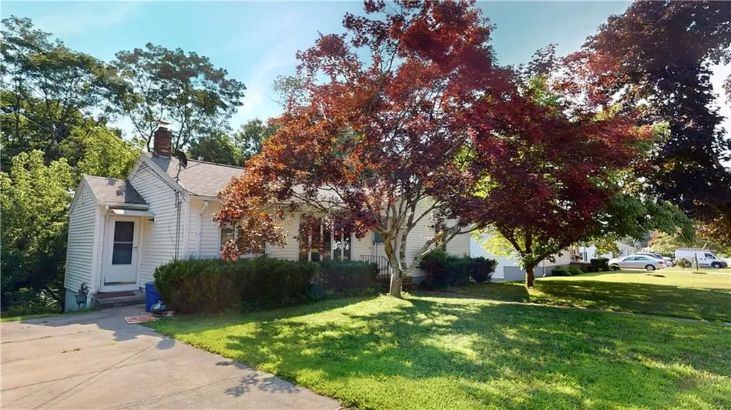 11 Linwood Drive Johnston RI 02919