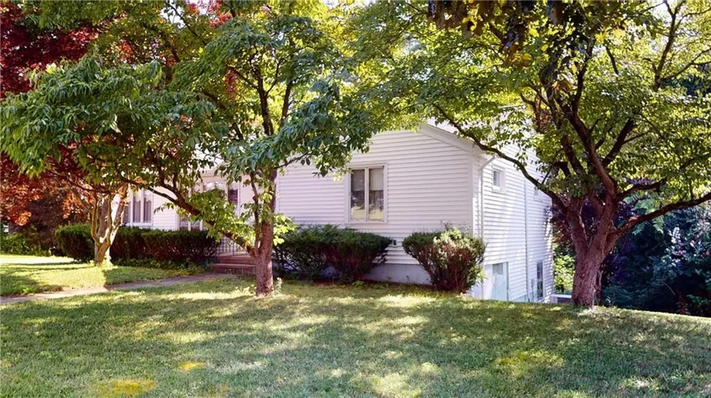 11 Linwood Drive Johnston RI 02919