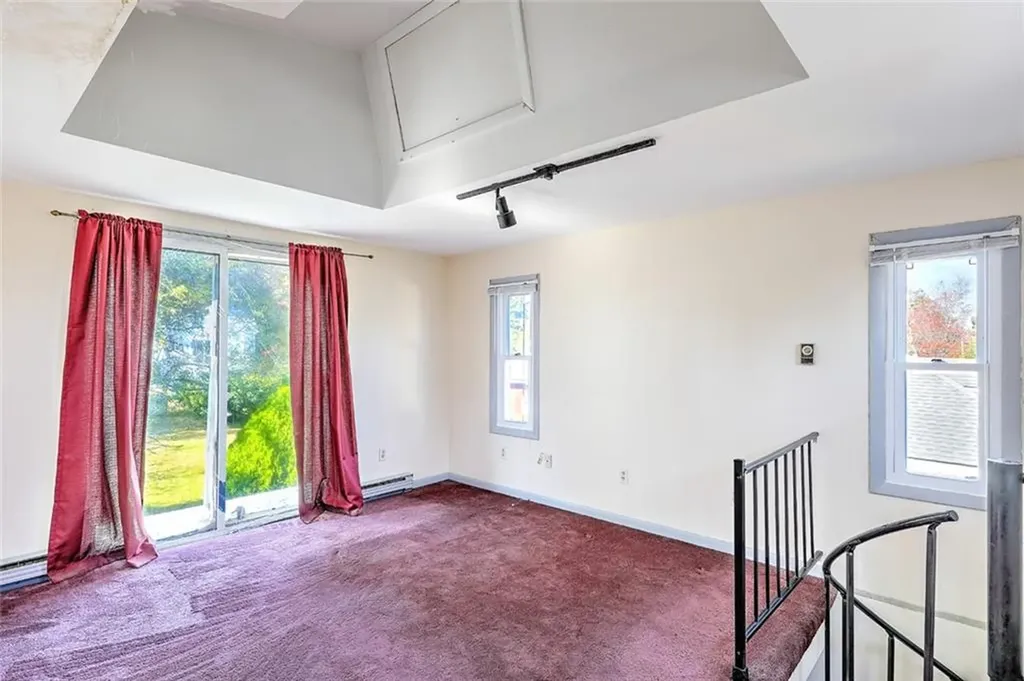 13 Everett Avenue Bristol RI 02809