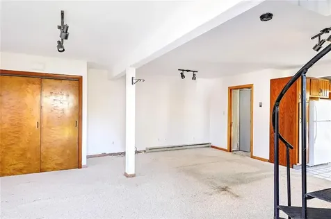 13 Everett Avenue Bristol RI 02809