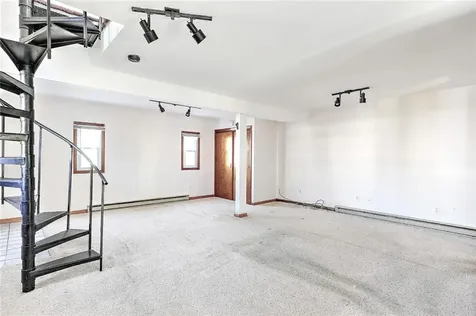 13 Everett Avenue Bristol RI 02809