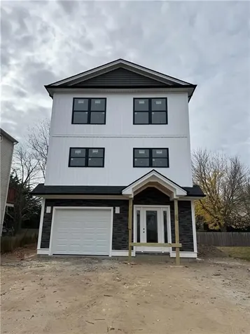 33 Dundas Avenue Warwick RI 02889