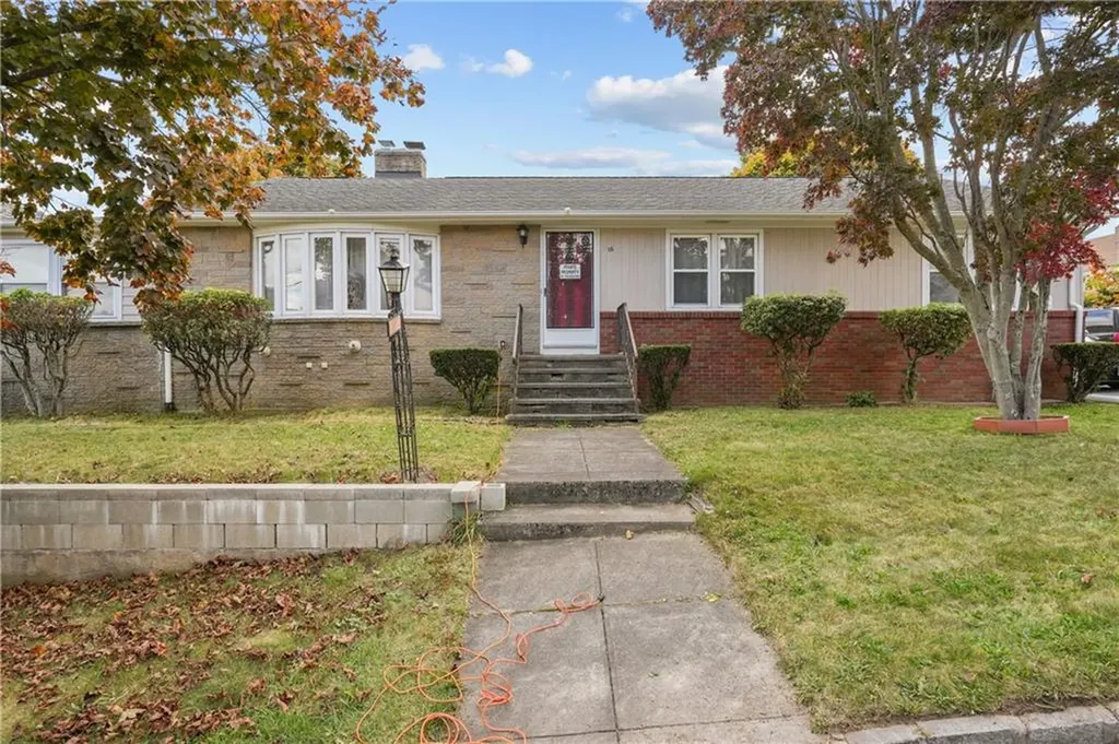 16 Wakefield Avenue Cranston RI 02920