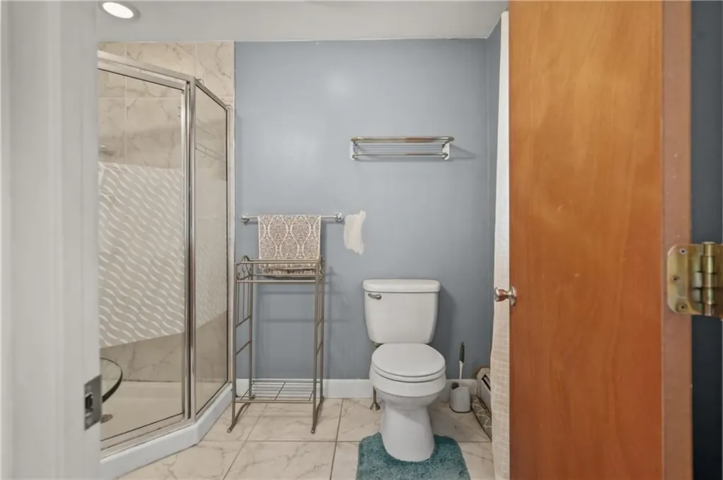 16 Wakefield Avenue Cranston RI 02920
