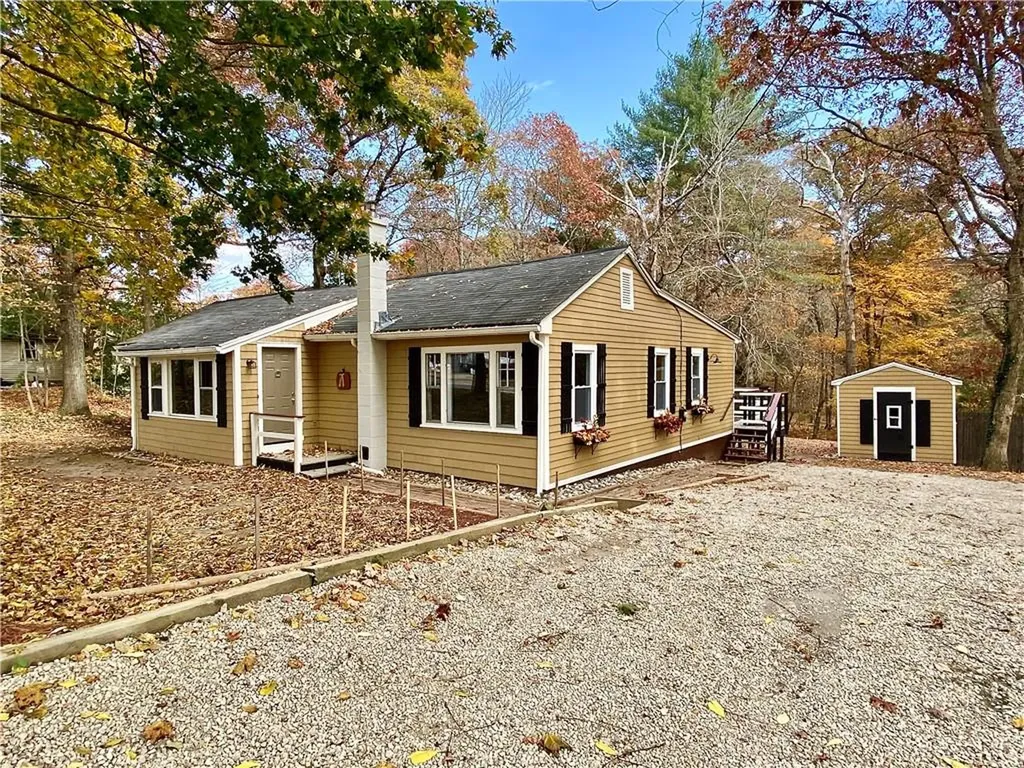 342 Nooseneck Hill Road Exeter RI 02822