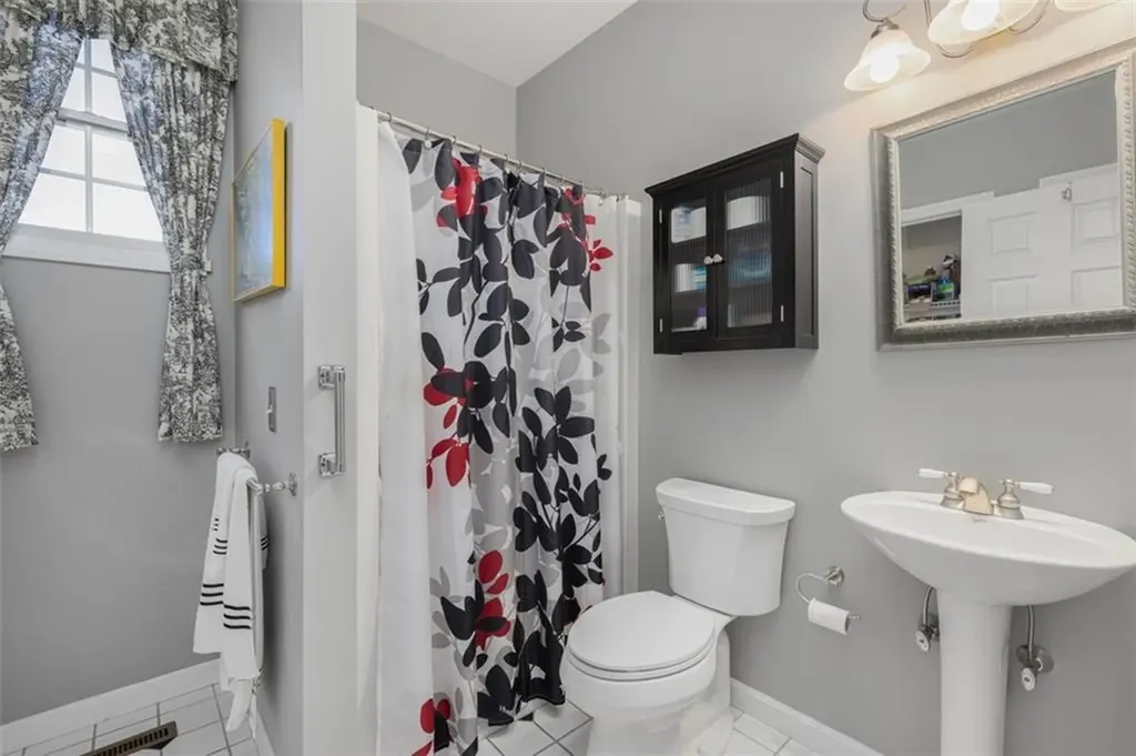423 River Road Lincoln RI 02865