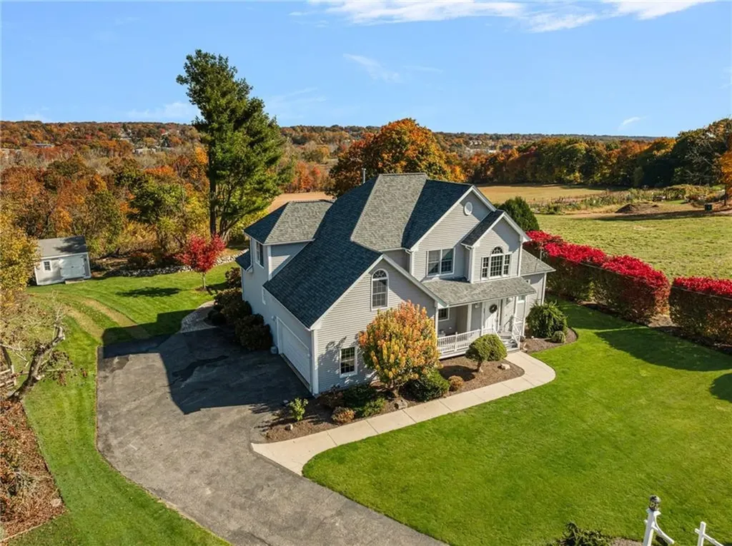 423 River Road Lincoln RI 02865