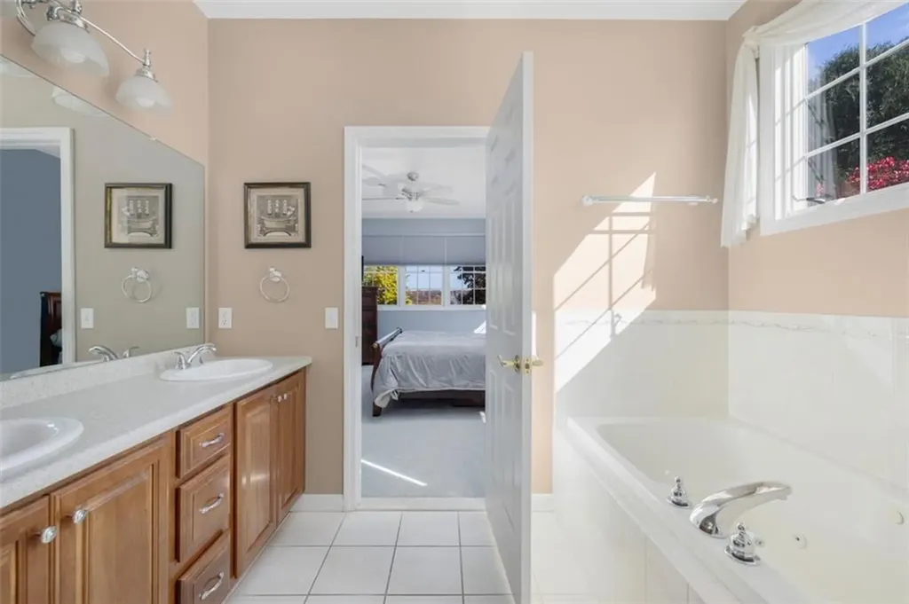 423 River Road Lincoln RI 02865
