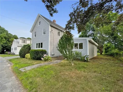 10 Old Onset Road Wareham MA 02571