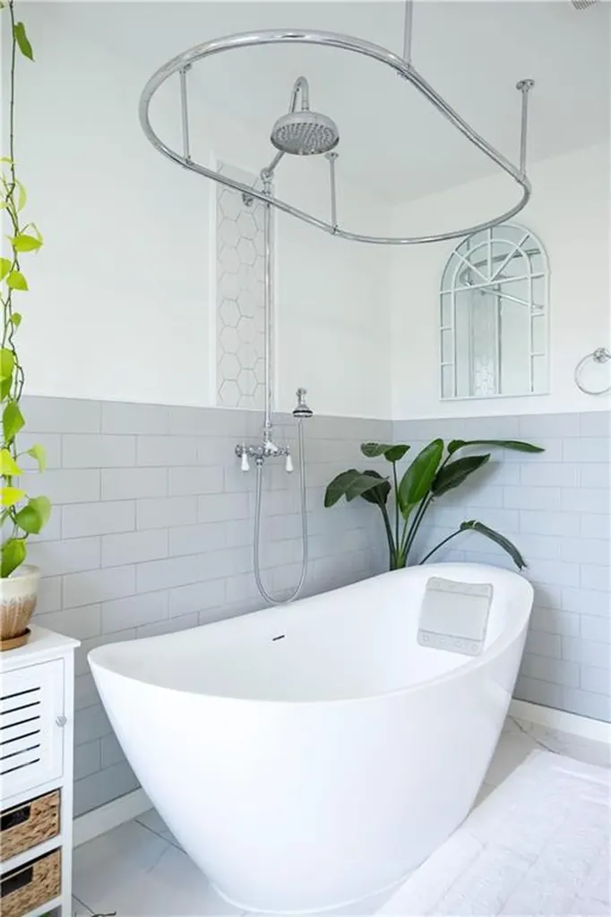 60 Dundas Avenue Warwick RI 02889