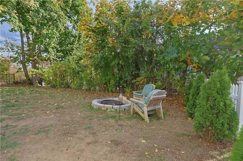 60 Dundas Avenue Warwick RI 02889