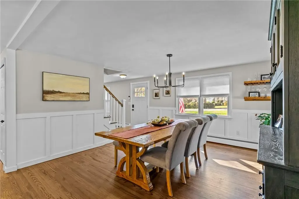 12 Bray Lane Bristol RI 02809