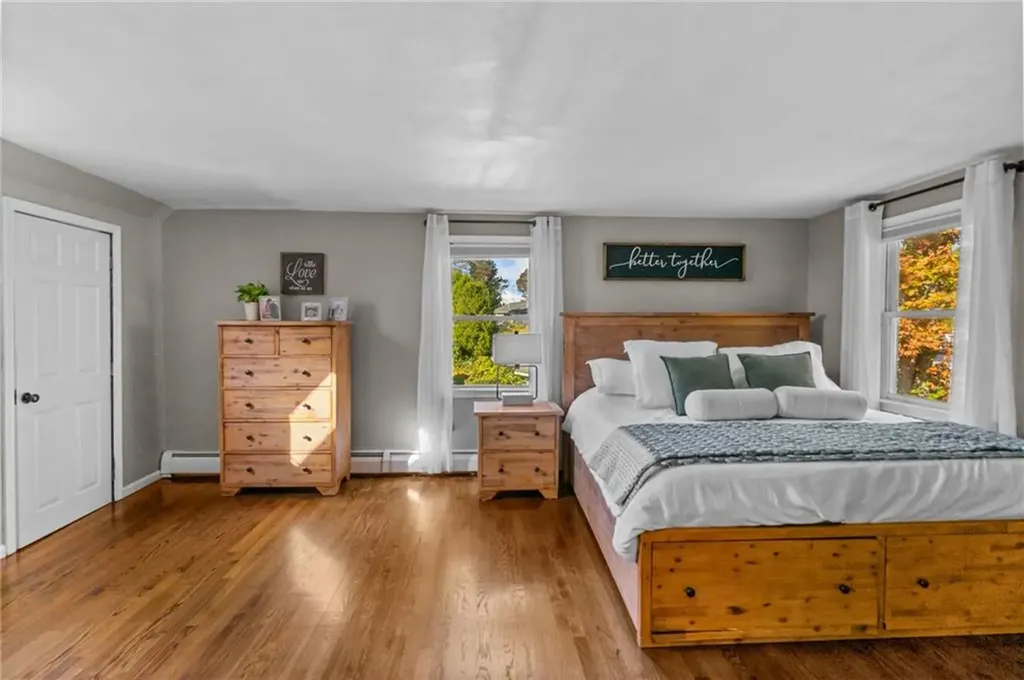 12 Bray Lane Bristol RI 02809
