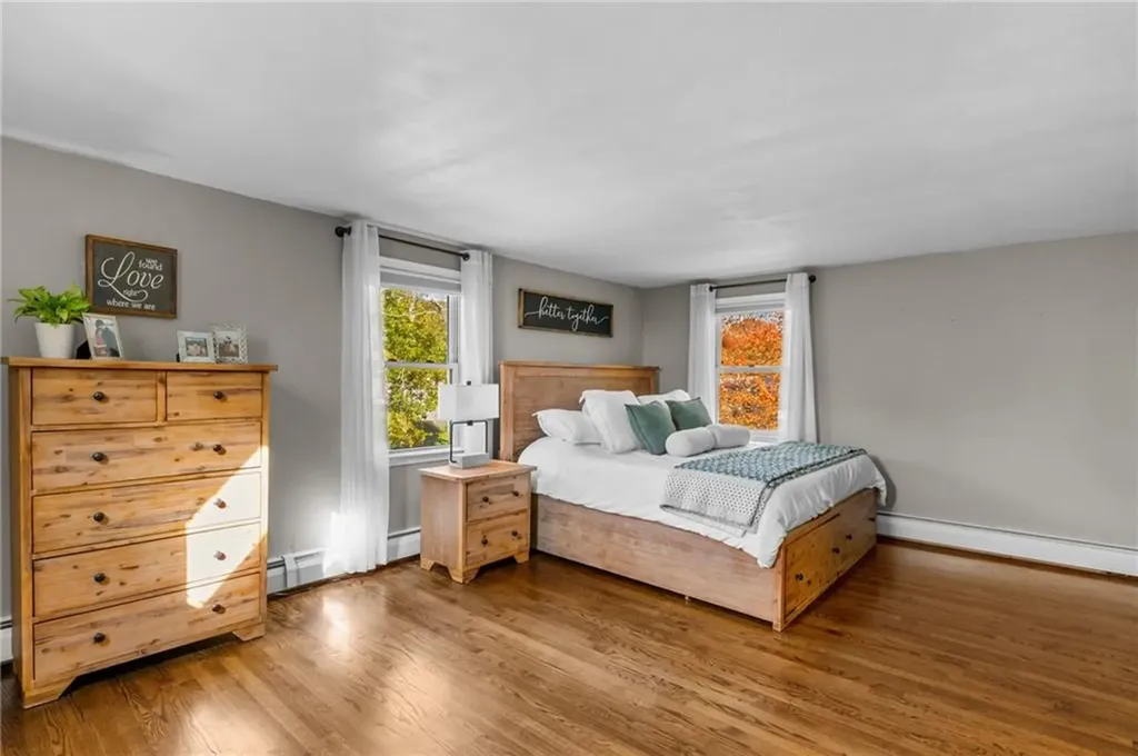 12 Bray Lane Bristol RI 02809
