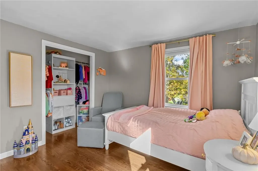 12 Bray Lane Bristol RI 02809