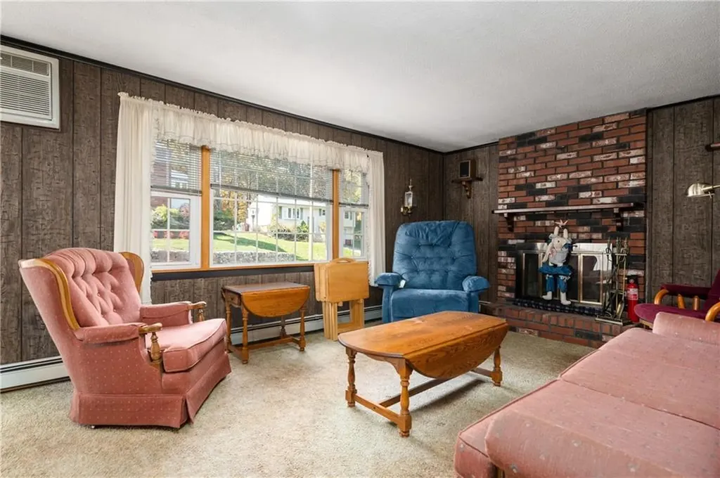 388 Thibeault Avenue Woonsocket RI 02895