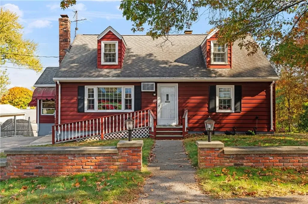 388 Thibeault Avenue Woonsocket RI 02895