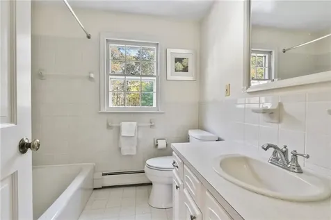 1340 High Hawk Road East Greenwich RI 02818