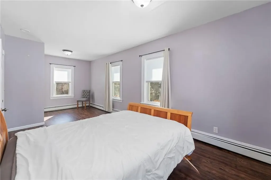 503 Academy Avenue Providence RI 02908
