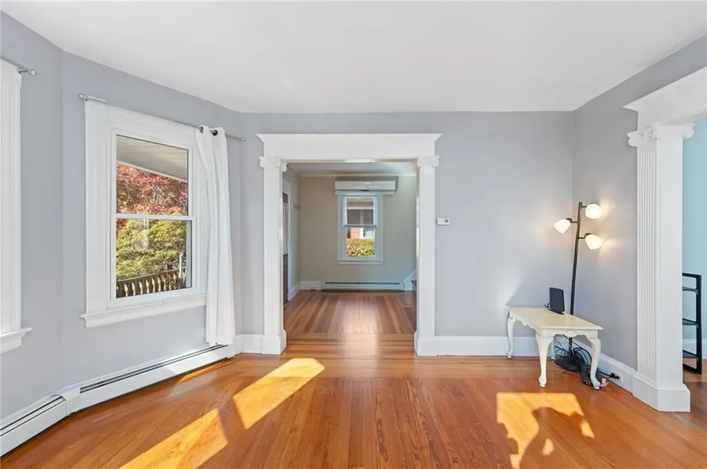 503 Academy Avenue Providence RI 02908