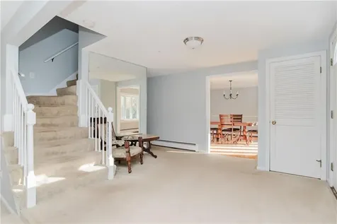 25 Hiawatha Drive Exeter RI 02822