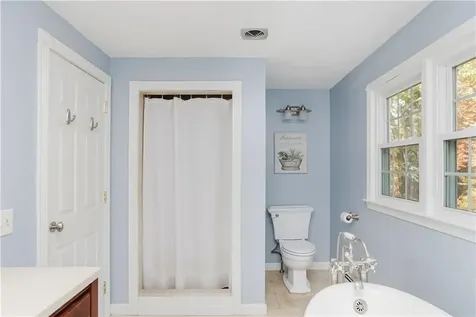 25 Hiawatha Drive Exeter RI 02822