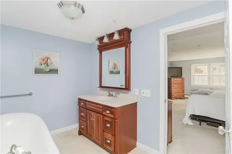 25 Hiawatha Drive Exeter RI 02822