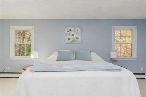 25 Hiawatha Drive Exeter RI 02822