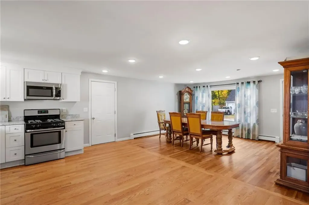 174 Pheasant Drive Cranston RI 02920