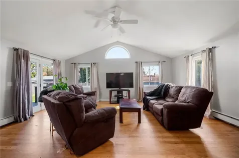 174 Pheasant Drive Cranston RI 02920