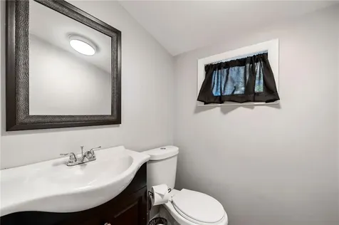 174 Pheasant Drive Cranston RI 02920