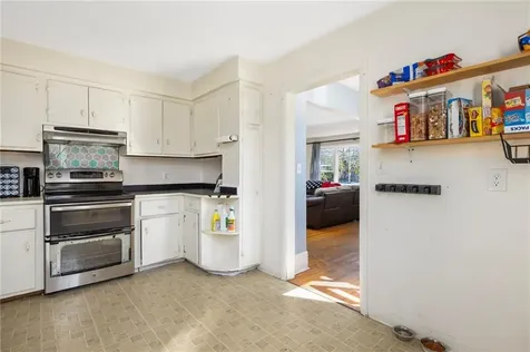 180 Mccorrie Lane Portsmouth RI 02871