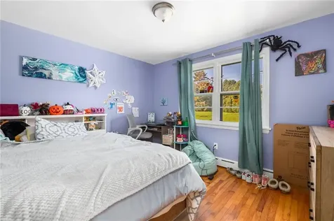 180 Mccorrie Lane Portsmouth RI 02871