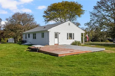 180 Mccorrie Lane Portsmouth RI 02871