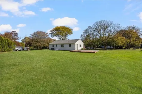 180 Mccorrie Lane Portsmouth RI 02871