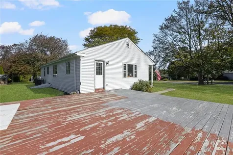 180 Mccorrie Lane Portsmouth RI 02871