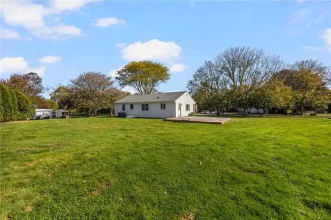 180 Mccorrie Lane Portsmouth RI 02871