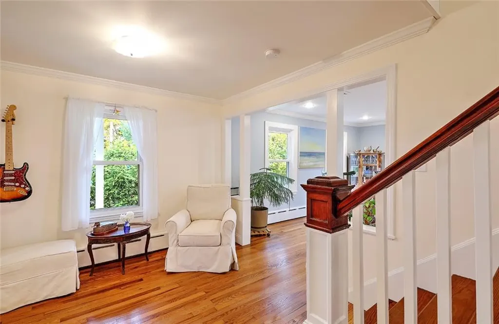 63 Maple Street Warren RI 02885