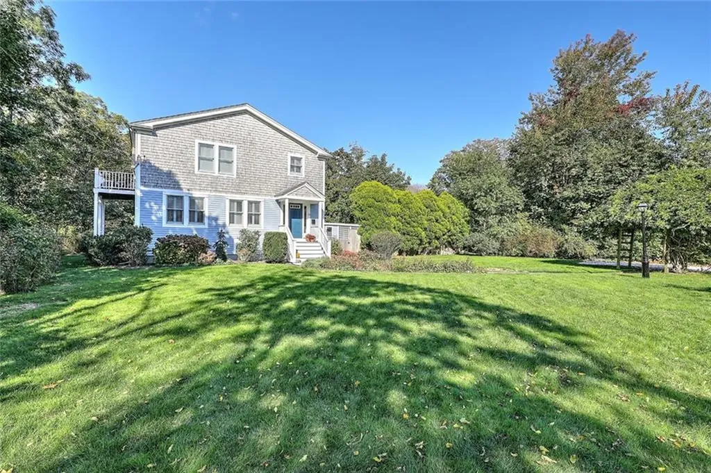 63 Maple Street Warren RI 02885