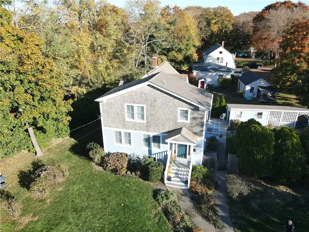 63 Maple Street Warren RI 02885