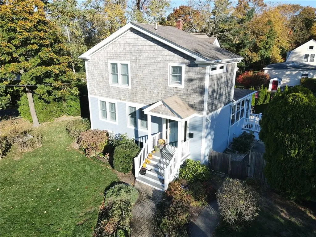 63 Maple Street Warren RI 02885