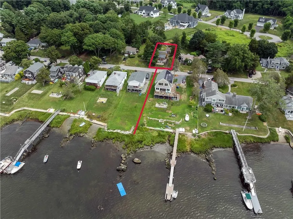 14 Shore Drive Warren RI 02885